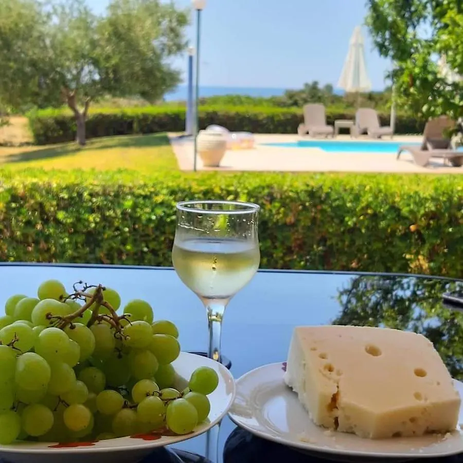 Monambeles Villas Svoronata Griekenland