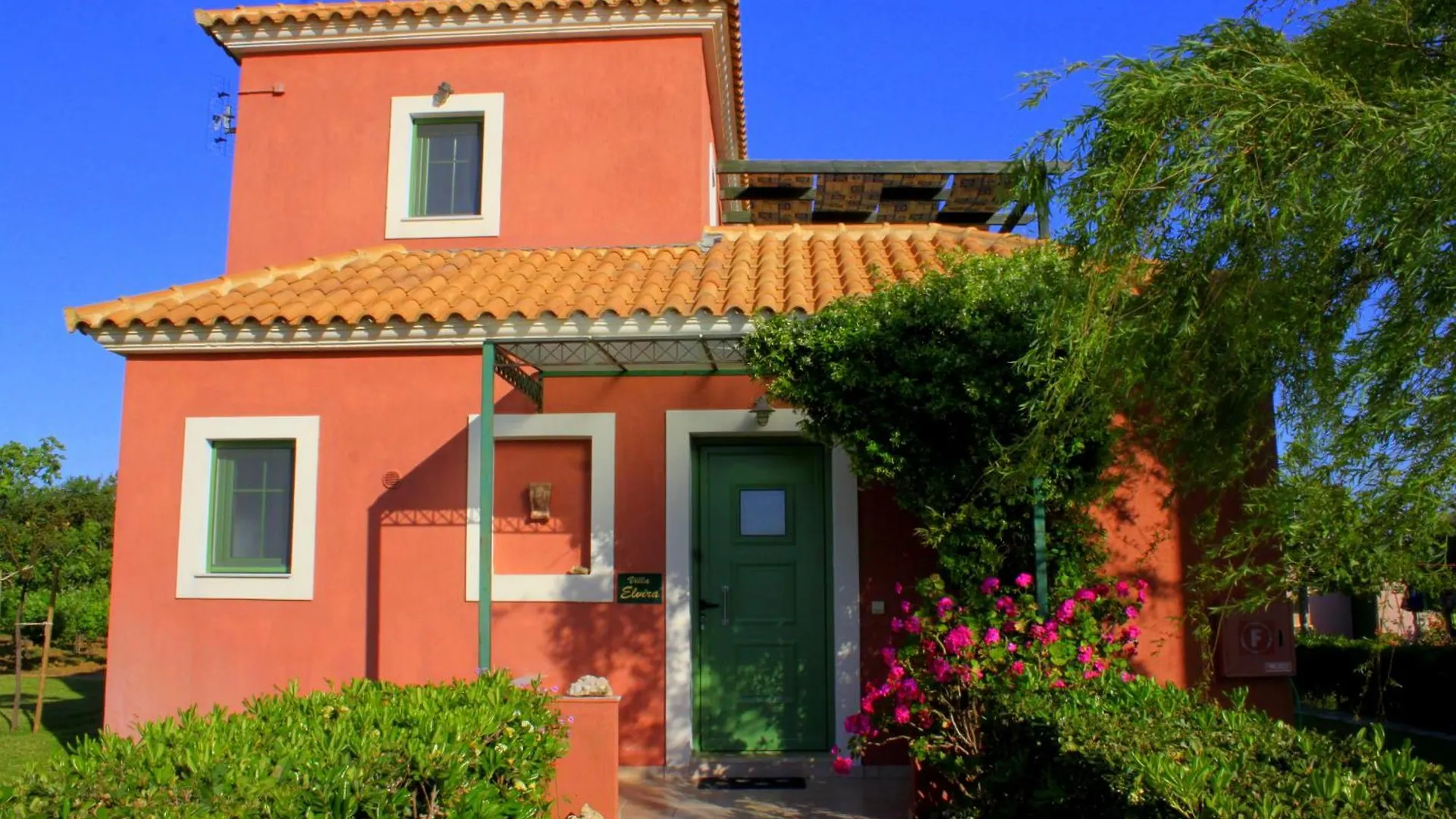 Monambeles Villas Svoronata